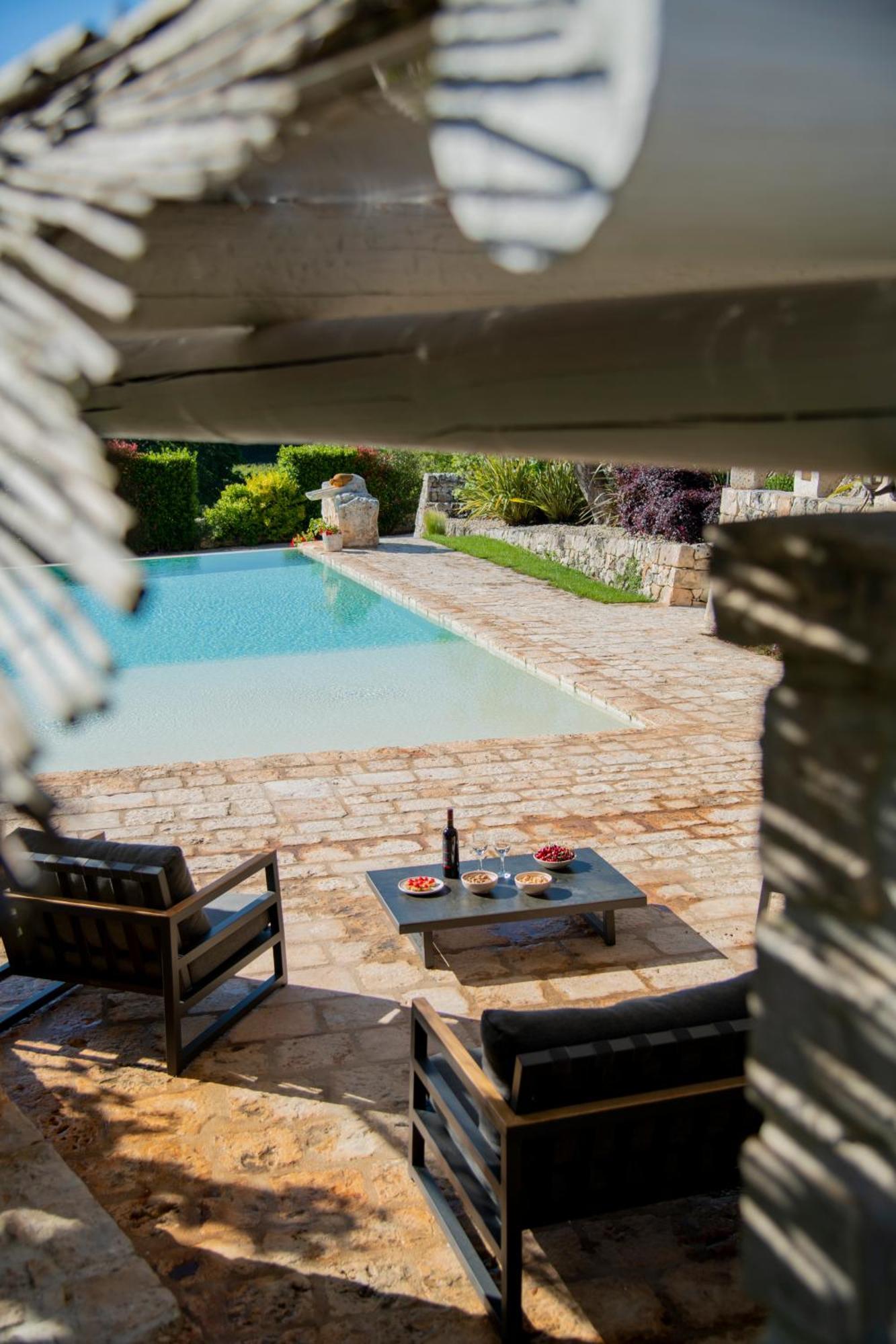 Trulli Arco Antico Villa Locorotondo Eksteriør billede