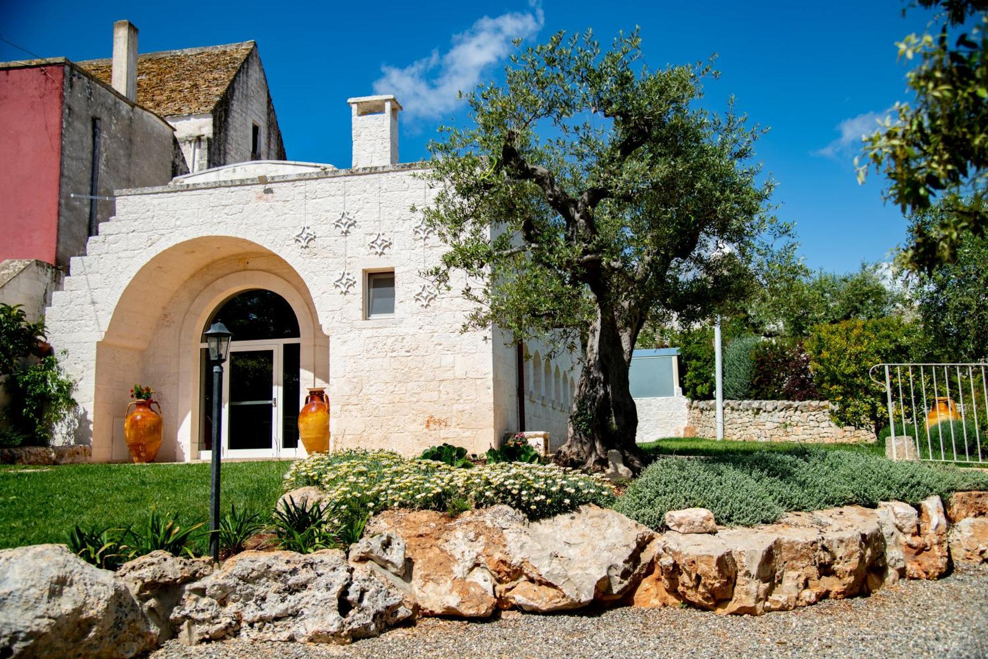 Trulli Arco Antico Villa Locorotondo Eksteriør billede
