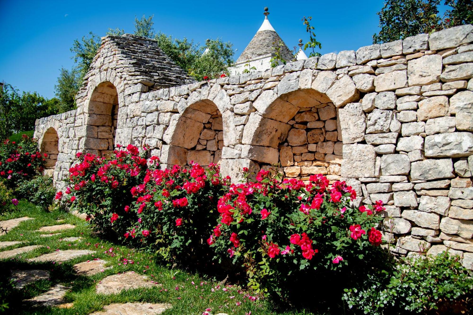 Trulli Arco Antico Villa Locorotondo Eksteriør billede
