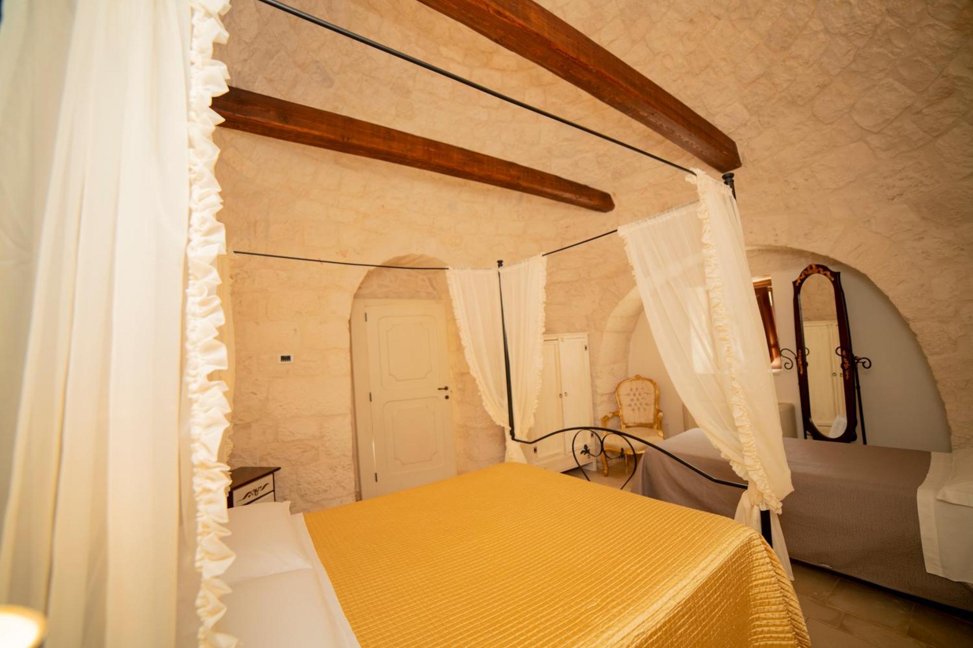 Trulli Arco Antico Villa Locorotondo Eksteriør billede
